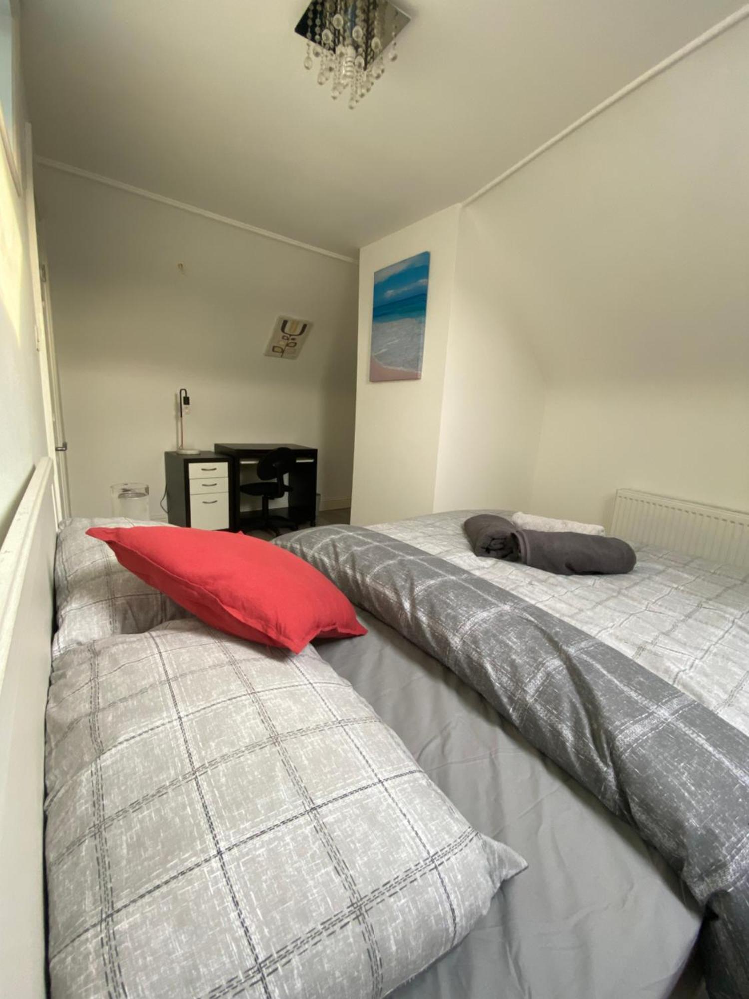 Eejs Modern London 3 Bed Flat Near Crystal Palace Stadium - Great Transport Links Norwood エクステリア 写真