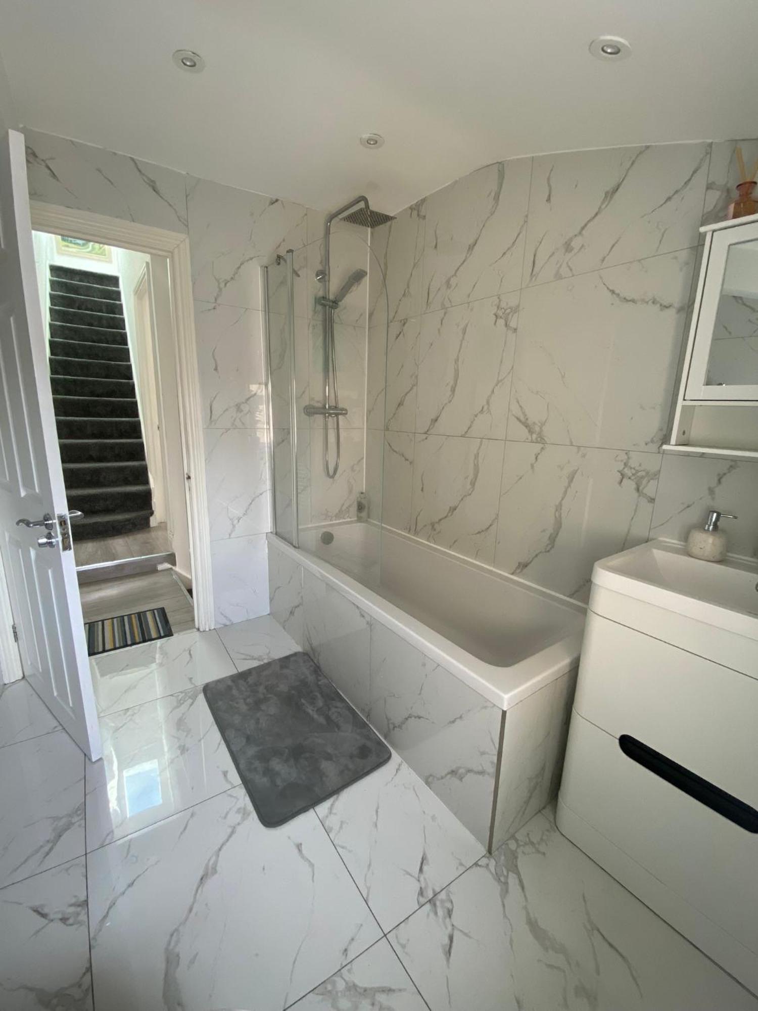 Eejs Modern London 3 Bed Flat Near Crystal Palace Stadium - Great Transport Links Norwood エクステリア 写真